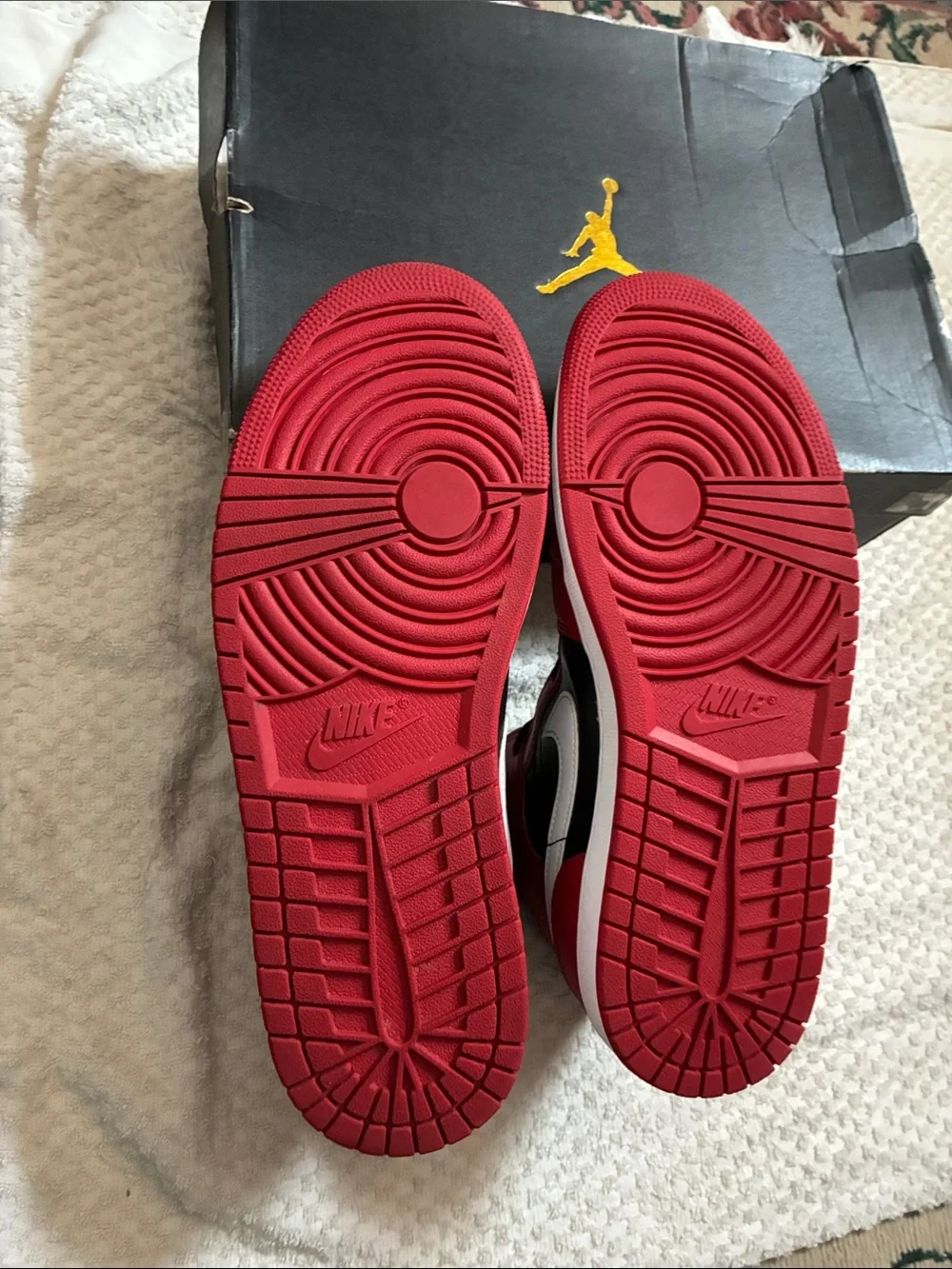 Jordan Black and White Shoe Box Label